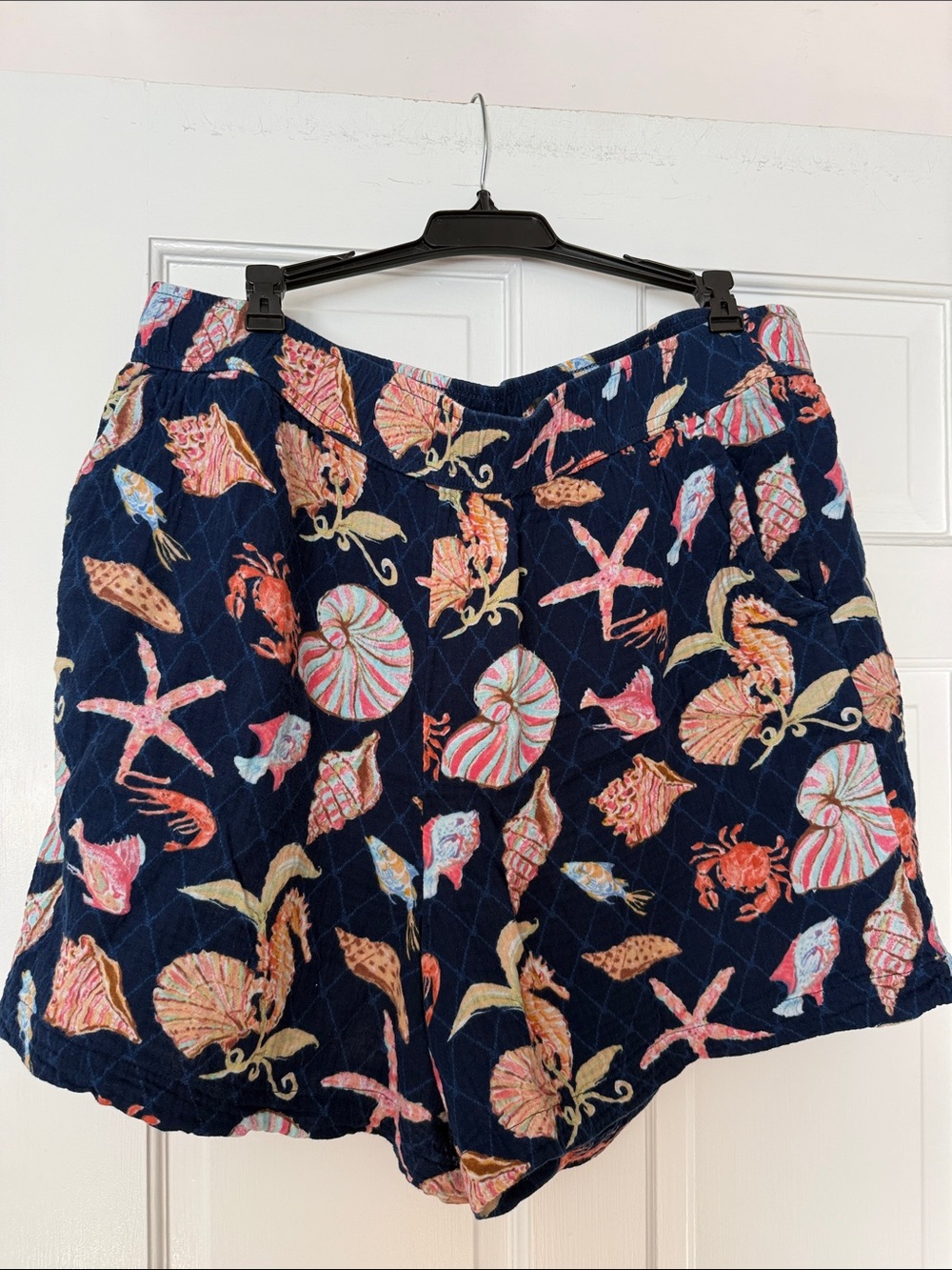 Worn once Talbot’s Navy Seashell Print Women's cotton Shorts